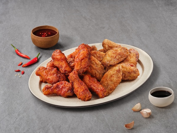 치킨 프랜차이즈, '선택 다양화' 경쟁...교촌, 윙 메뉴 확대 - 뉴스 썸네일 이미지